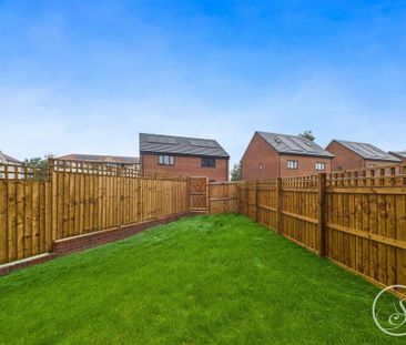 2 bedroom semi-detached house to rent - Photo 3