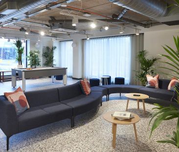 Studio to rent - Photo 1