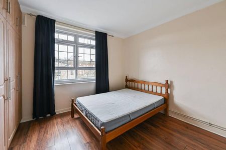 3 bedroom flat to rent - Photo 5