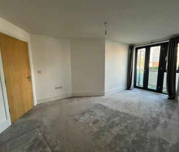 1 bedroom flat to rent - Photo 2