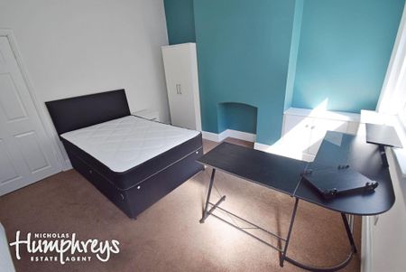 3 bedroom terraced house to rent - Photo 2