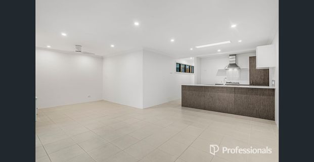 Modern 3x2 Home for Rent in Prime Scarborough Location - Photo 1