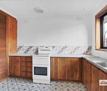 Neat unit close to town - Photo 2