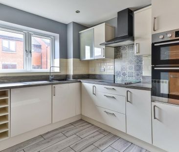 2 bedroom apartment to rent - Photo 3