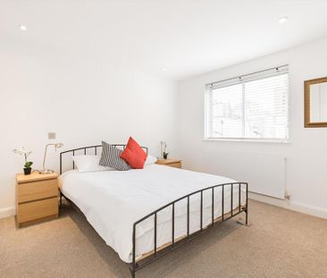 2 bedroom maisonette to rent - Photo 4