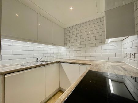 1 bedroom apartment to rent Wilton Road, Redhill, RH1 - Photo 2