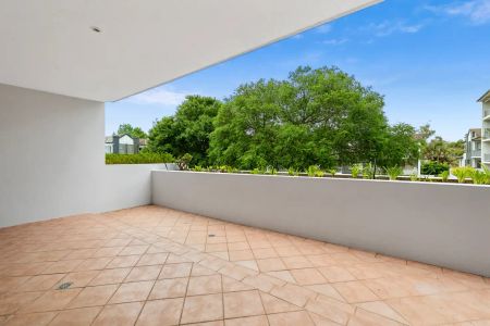 “Perfect Position” - Photo 4