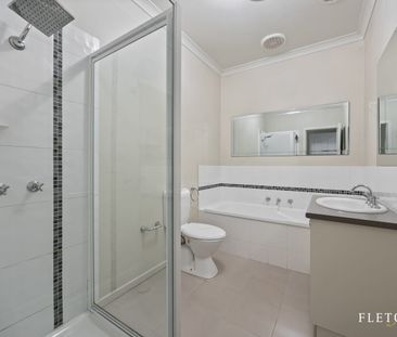 GREAT TOWNHOUSE IN SENSATIONAL CENTRAL LOCATION - Photo 5