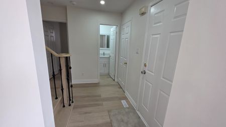 For Lease - 41 BLAIR Crescent Unit# #Upper, Barrie, Ontario - Photo 3