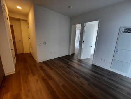 For Lease - 8 Interchange Way Unit# 3606, Vaughan, Ontario - Photo 4