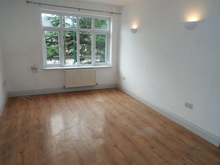 Alcester Road, Studley, B80 - Photo 5
