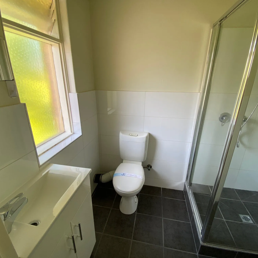 5/21 Ruskin Street, Elwood VIC 3184 - Apartment For Rent | Domain - Photo 1