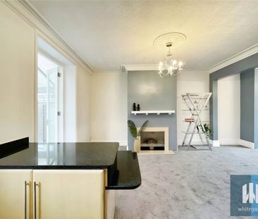 Wakefield Road, Huddersfield, HD5 - Photo 2