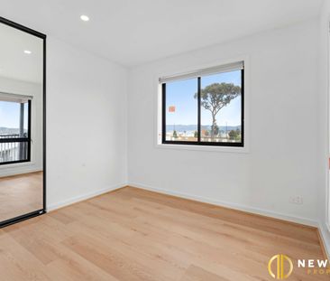 10 A Pinkas Street, Strathnairn ACT 2615 - House For Rent | Domain - Photo 6