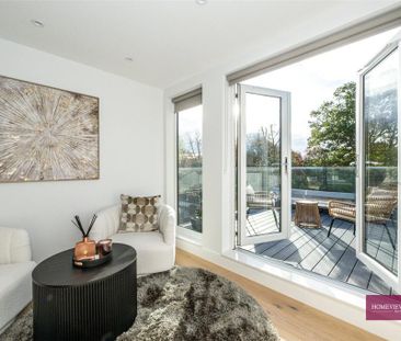 4 bedroom terraced house to rent - Photo 3