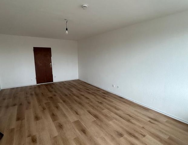 1 Zimmerwohnung 39qm frisch renoviert ab Dezember zu vermieten - Foto 1