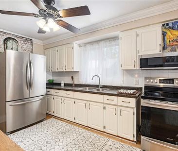 For Lease - 52 HALTON Street, Perth, Ontario - Photo 6