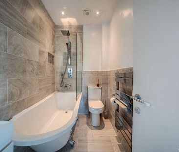 St Michael's Court, Warstone Parade East, Jewellery Quarter, B18 - Photo 5