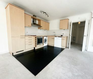 Flat to rent on - Photo 6