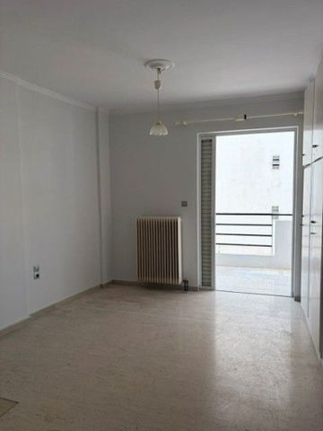 Studio/Γκαρσονιέρα για ενοικίαση Νόρμαν (Πάτρα) - Photo 5