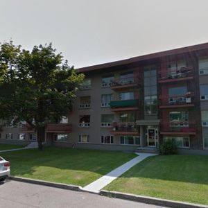 4 1/2 à Ste-Foy près de tout disponible 1e juillet - Photo 2