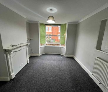 3 bedroom end of terrace house to rent - Photo 5