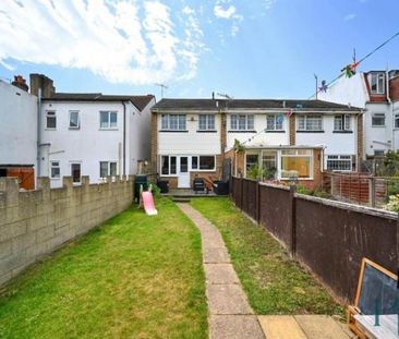 3 bedroom house to rent - Photo 2
