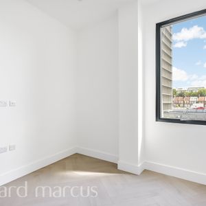 High Street, Croydon - Photo 2