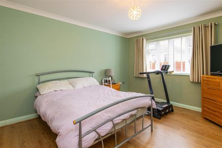 3 bed House To Let - Photo 3