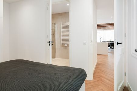 Nieuwezijds Voorburgwal 154A, 1012 SJ, Amsterdam - Photo 3