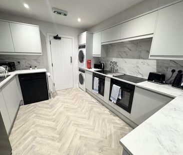 1 bedroom in a house share to rent - Photo 5