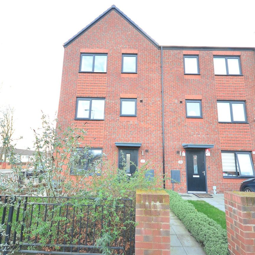 New Allen Street, Miles Platting, Manchester, Greater Manchester, M40 7UR - Photo 1