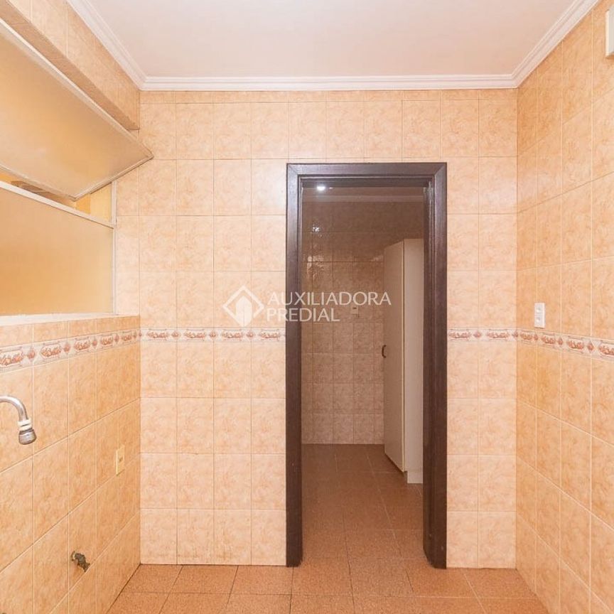 Apartamento com 3 quartos e 90m² para alugar em Moinhos de Vento, Porto Alegre. - Photo 1