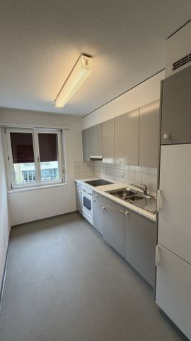 3 Zimmer, 60 m², 1. Stock - Photo 2