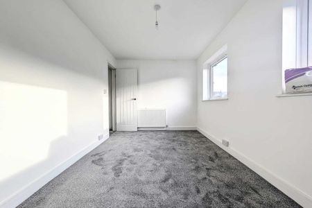 Llewellyn Street, PENTRE - Photo 4