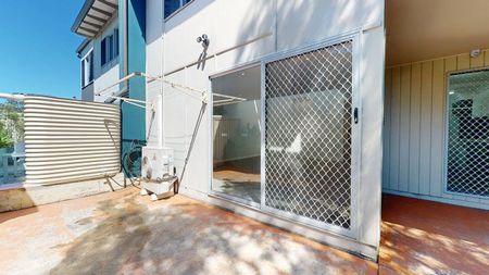 1/37 Kerr Street, Mayfield NSW 2304 - Photo 3