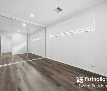 Beautifully Presented Home Offering Comfort and Convenience!! - Photo 2