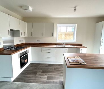 2 bedroom apartment to rent - Photo 3