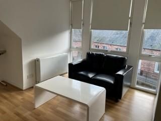 1 bedroom flat to rent - Photo 1