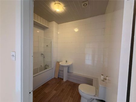 3 bedroom apartment to rent - Photo 5