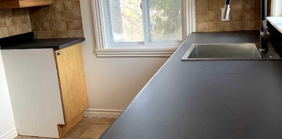 Logement 41/2 St-Sauveur - Photo 2