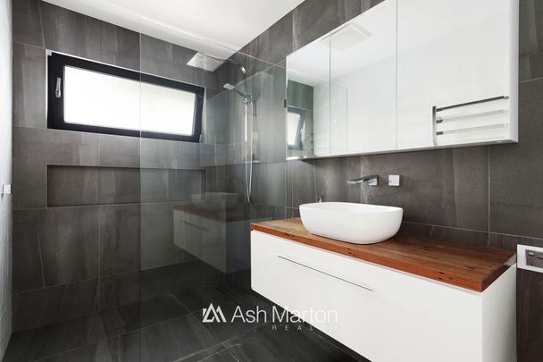 44 Brooklyn Avenue, Frankston, VIC 3199 - Photo 1