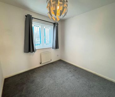 2 bedroom semi-detached house to rent - Photo 3