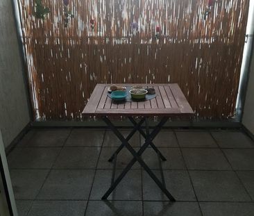 Ruhig & zentral: Zwei-Zimmer-Wohnung im Herzen Ronsdorfs! - Photo 1