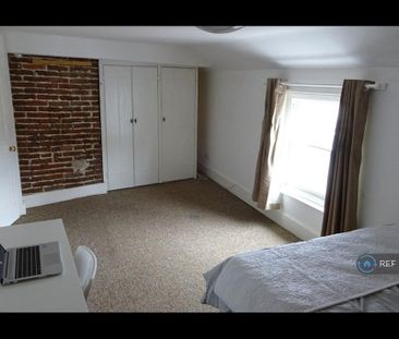 3 bedroom maisonette to rent - Photo 3