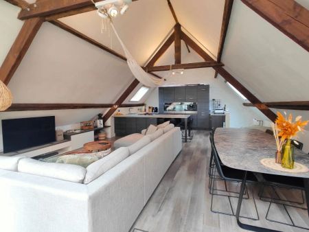 Uniek en modern appartement in het centrum van Ardooie - Photo 2