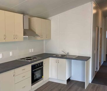 Central City with Parking! - Photo 2