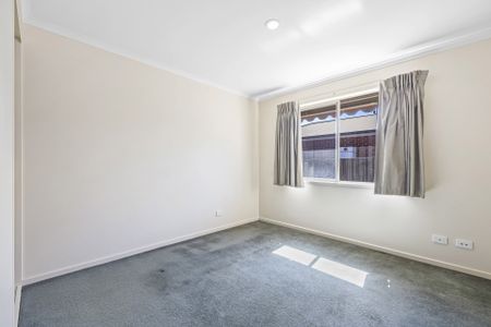 10 Jemacra Place, Mount Clear - Photo 2