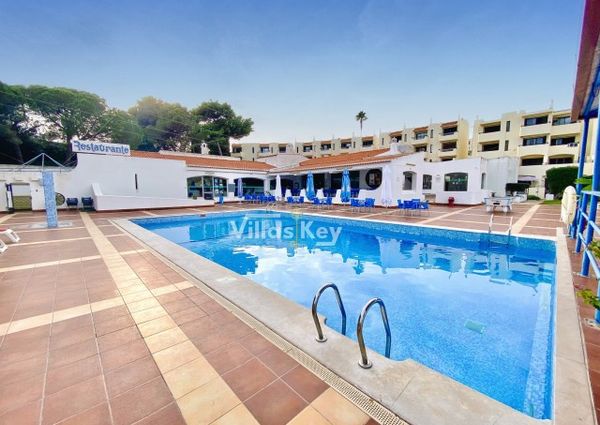 Apartment with swimming pool, for long rent in Albufeira.