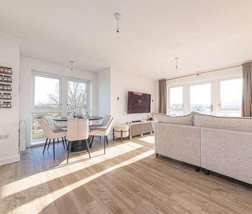 Shelduck Drive, Arborfield Green, Reading, RG2 - Photo 3